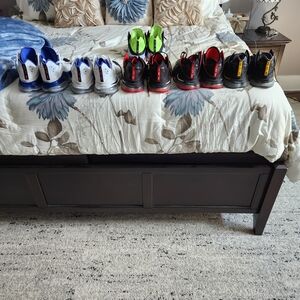 6 pair of nike lebron XIX low